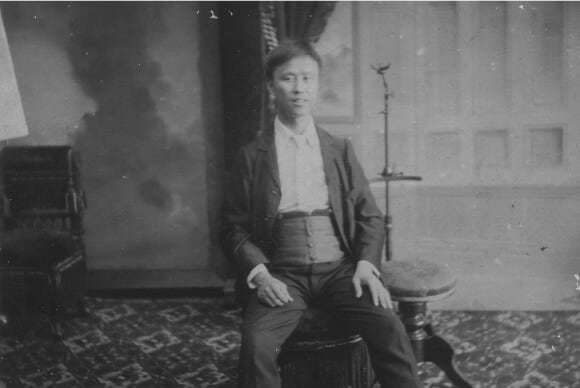 若い時の梅治郎