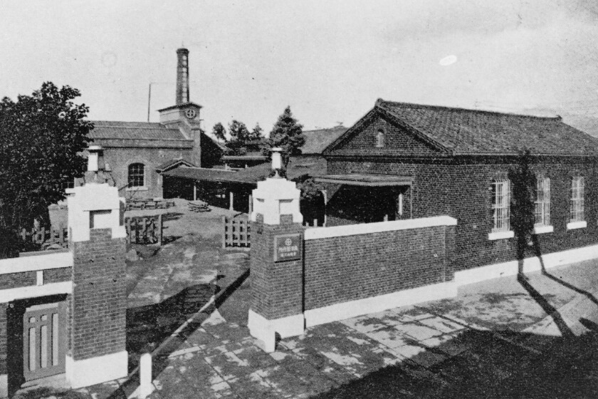 蓄電池専門工場の今出川工場（1912〈大正元〉年開設）