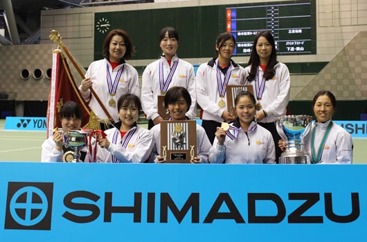 会社代表女子テニスチーム SHIMADZU Breakersが優勝