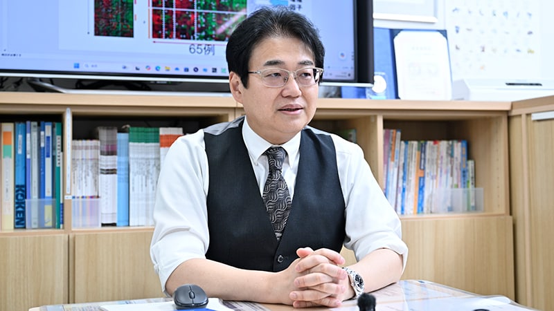 直居靖人