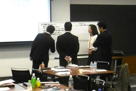 【2015年の経営塾にて】多分人生で一番勉強した研修期間の一年間。仲間も増えて良い経験になりました。
