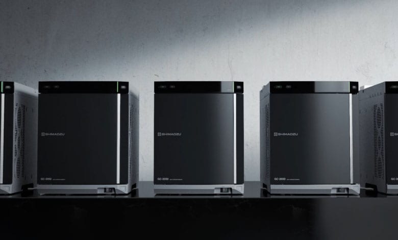 Brevis GC-2050：ラボにたたずむ複数のGC