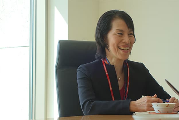 向かい風、笑顔で越えて 飯田 順子