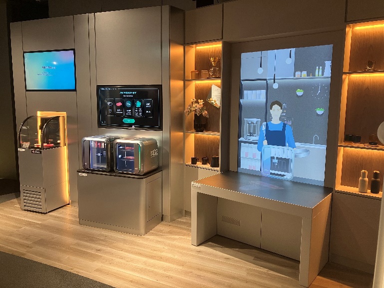 「培養肉未来創造コンソーシアム」展示ブース（写真）