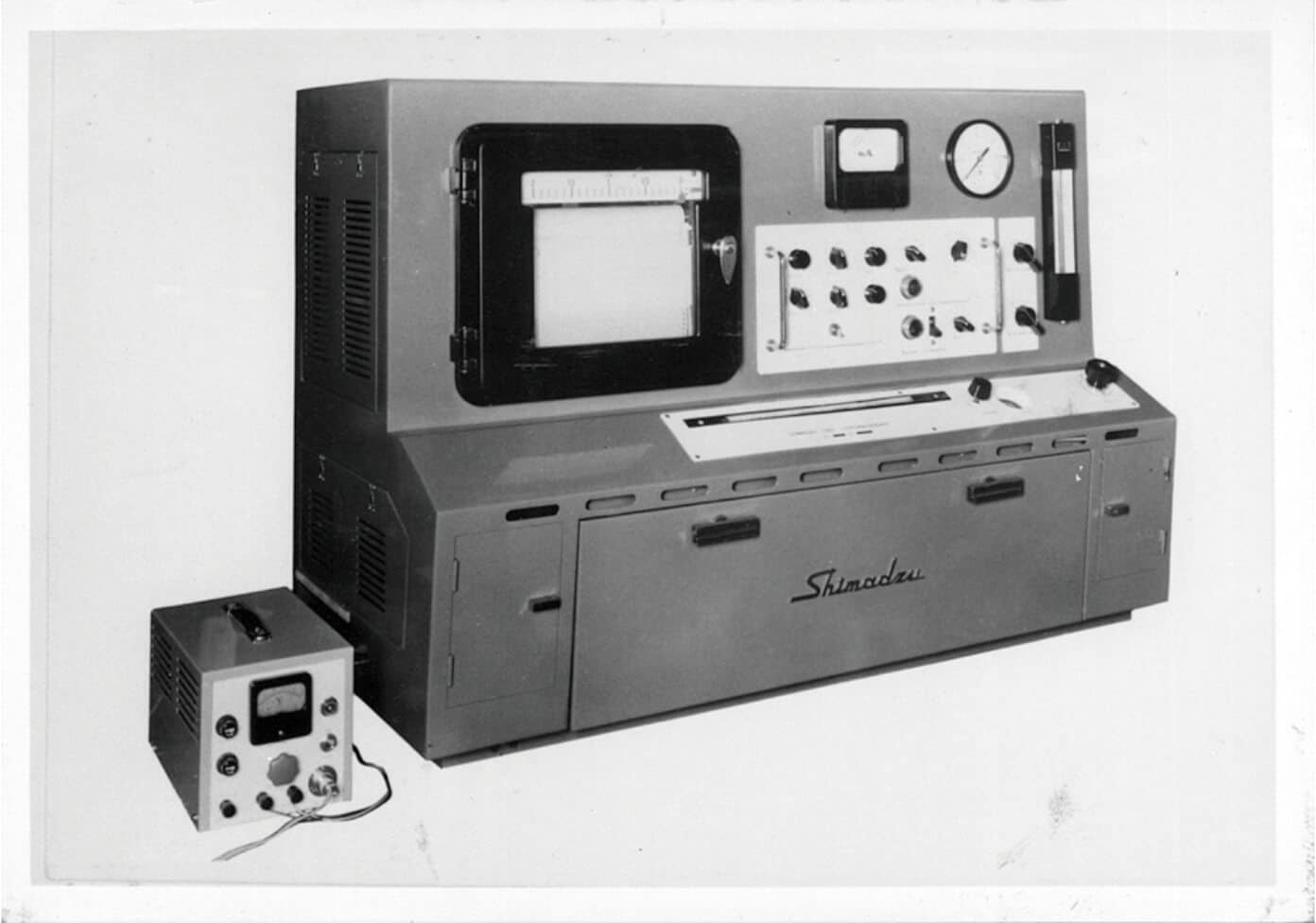 日本初のガスクロマトグラフ