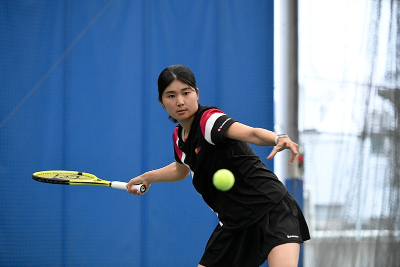 プレーをする永田選手