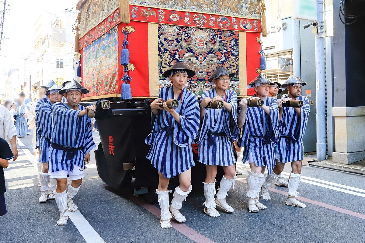 祇園祭が4年ぶりに従来通り実施 当社従業員もボランティアで参加