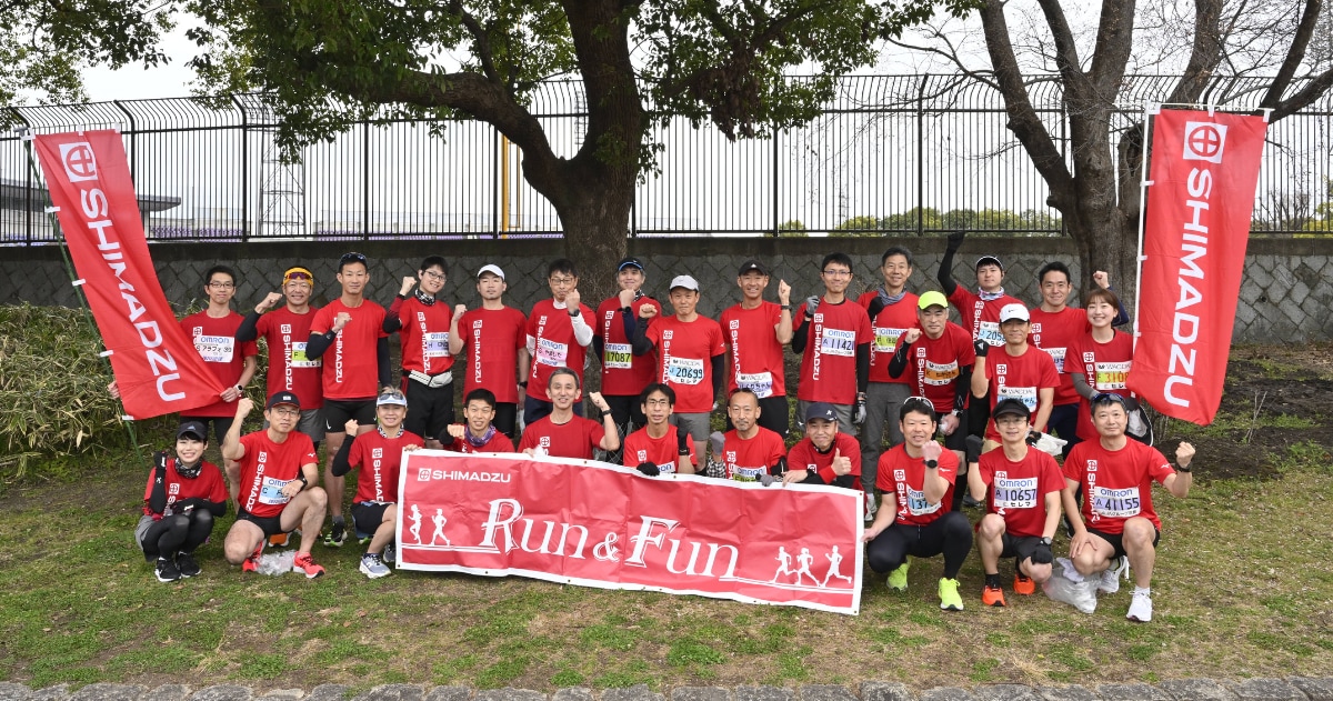 京都マラソン2014参加賞Buff Let's vote！どっちの完走メダル？」結果発表】完走メダルの