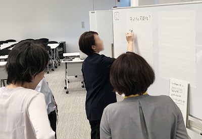 Shimadzu Women Supporting Women:WSW研修(当社および国内グループ女性管理職) 社長や役員との対話を通して力を引き出す