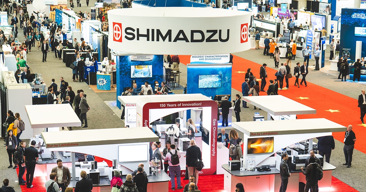 伝統的街並み (美々津)額装済み 75年の歴史を持つ展示会「Pittcon2025」に出展 | SHIMADZU TODAY