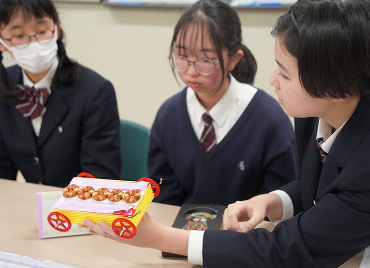 マシン側の大きな磁石