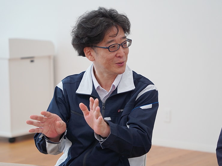 「何度も現場を調査し、チームで議論を重ねた」と話す加藤 