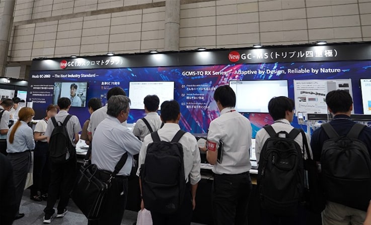 来場者でにぎわう最新GC・GC-MS展示エリア