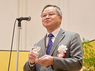 祝賀パーティの様子