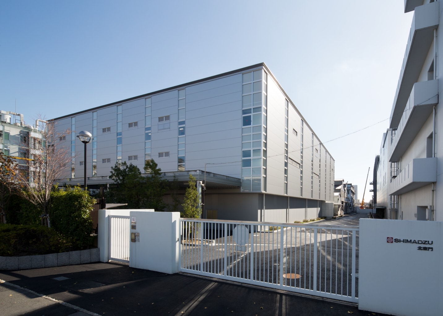 株式会社島津製作所　E8号館(クオリティーセンター)