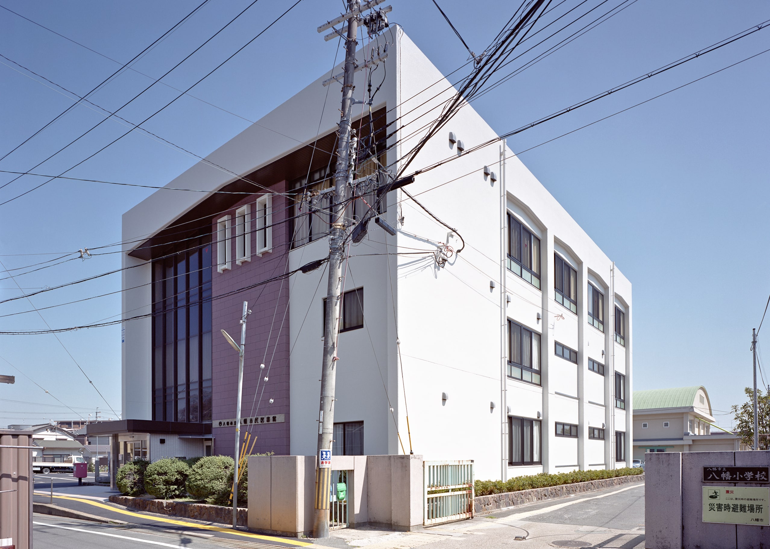 八幡市民図書館（改修・耐震補強）